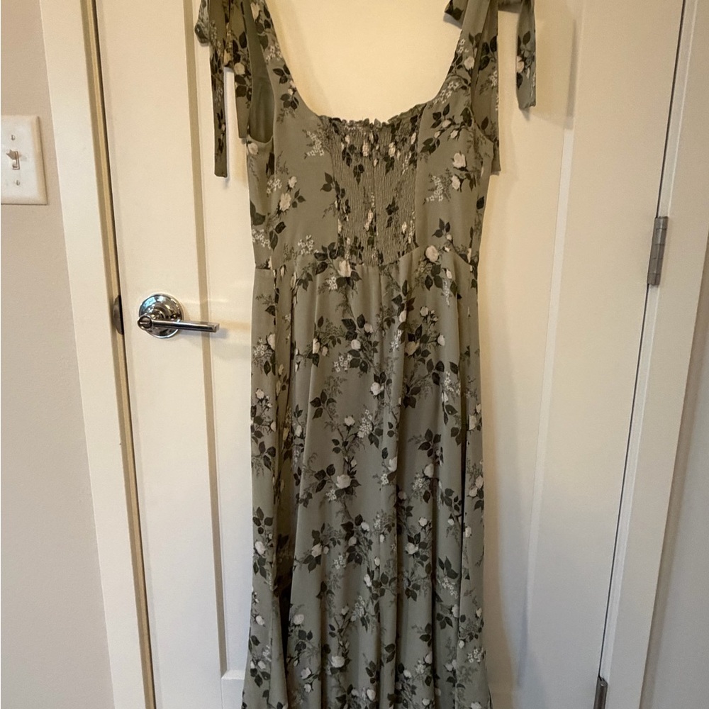 Reformation Sage Green Floral Tie-Strap Midi Dress — Size 6